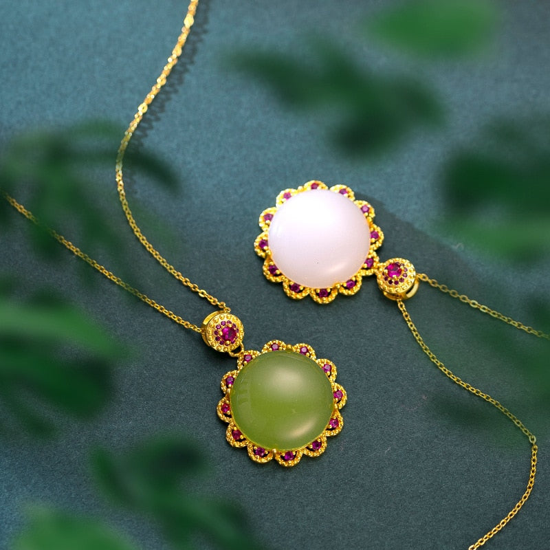 HOYON 18K Gold Color Necklace for Women Jade Chalcedony Gems Sunflower Pendant Inlaid Zircon Pendant Clavicle Chain Neck Collar