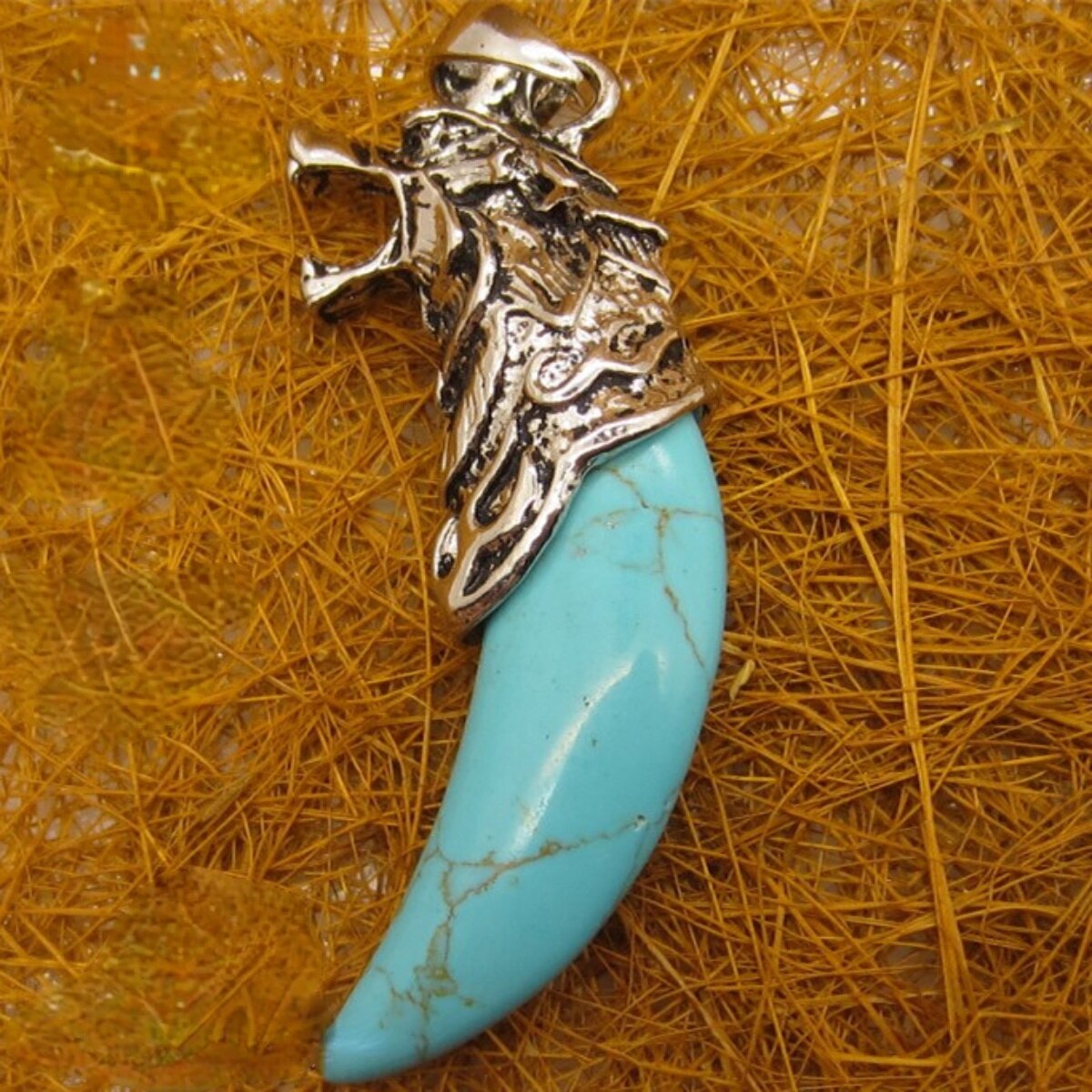 Wolf Tooth Shape Crystal Moonstone Sand Stone Turquoise Aventurine Malachite Amethysts Onyx Pendant Gem Tiger Eye Stone Necklace - Charlie Dolly
