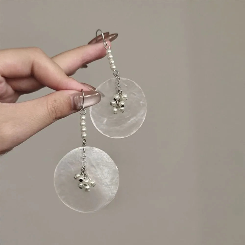 Trendy Natural Shell Disc Drop Earrings Silver Beaded Tassel Pearl Cluster Dangle Earrings for Women Boho Summer Beach Jewelry