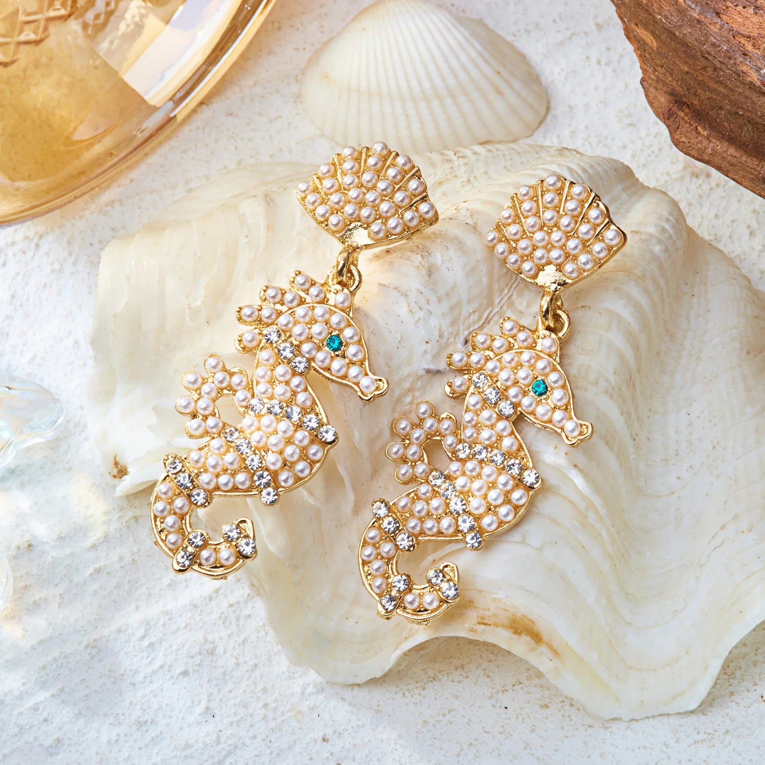 Boho Elegant Imitation Pearl Seashell Dangle Earrings For Women Creative Clustered Pear Shell Tassel Earring Beach Party Jewelry