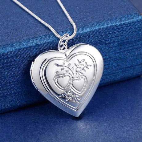Sterling Silver Seashell Photo Frame Pendant Snake Chain Necklace