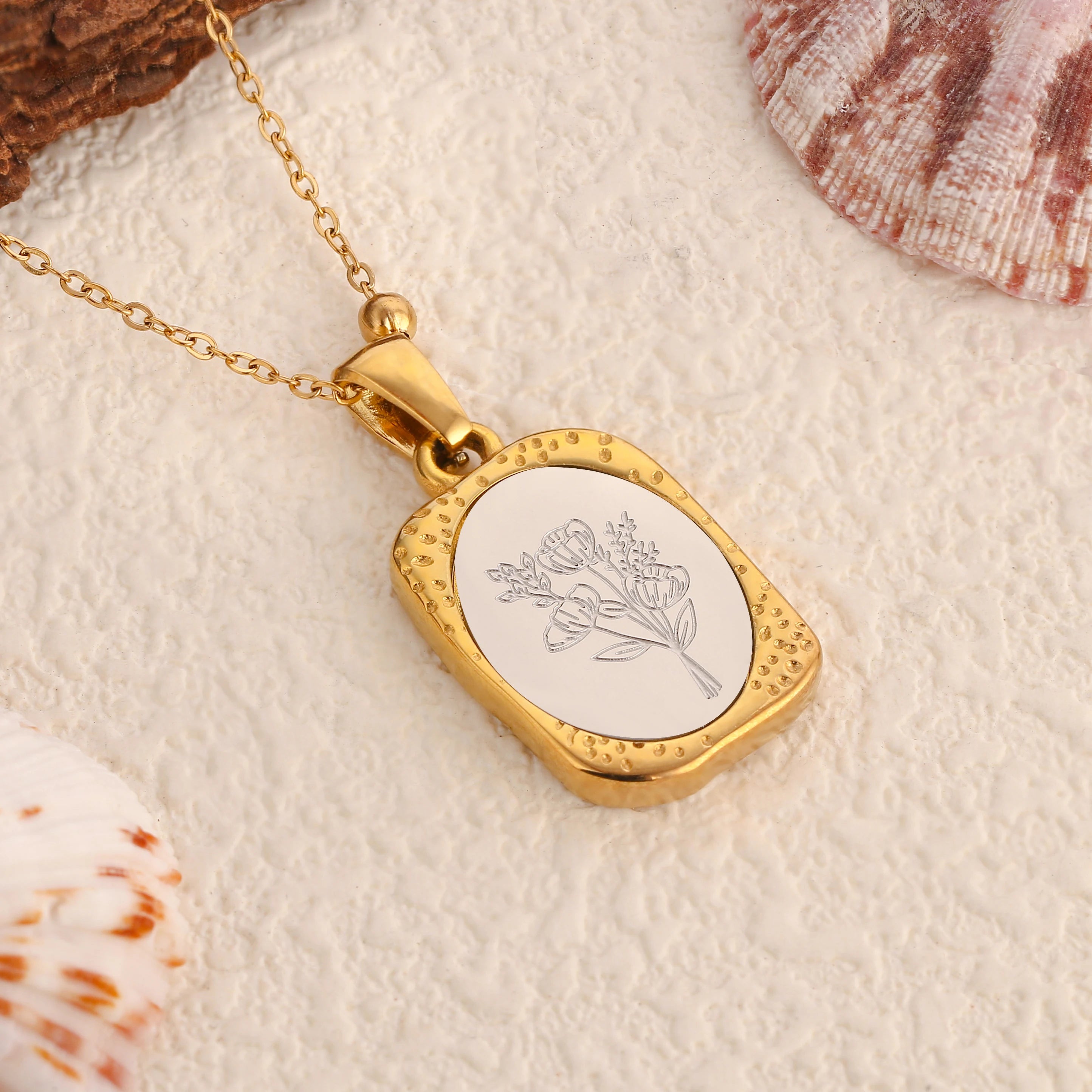 Birth Flower Necklace for Women Stainless Steel Month Lotus/Daisy/ Rose Floral Pendant +Chain Personalized Jewelry Birthday Gift
