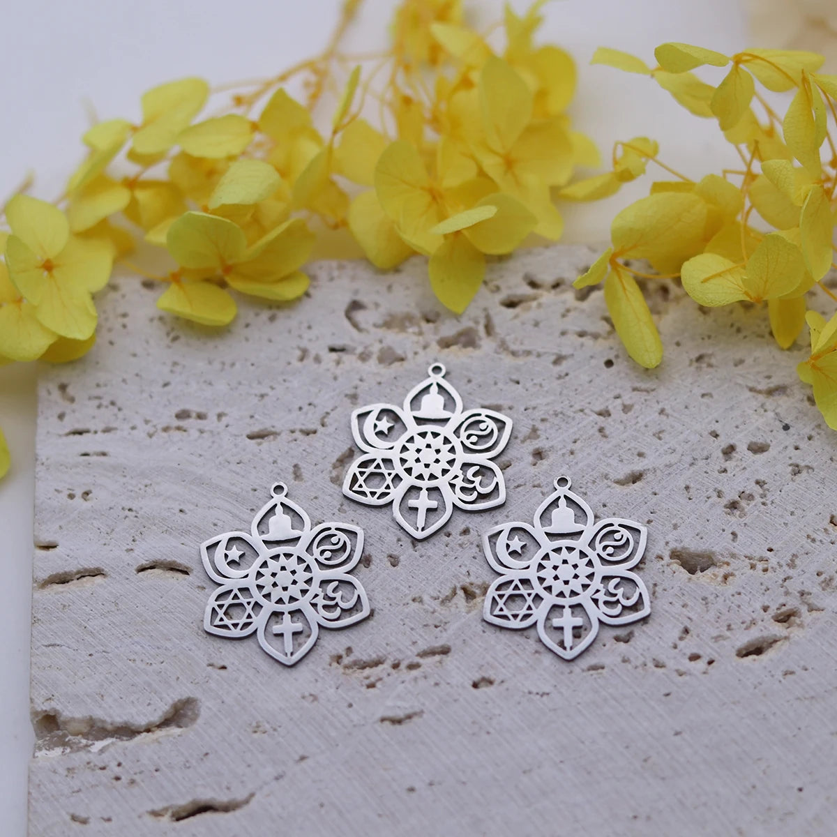 3PCS DIY Amulet Lotus Flower Yogo Buddha Stainless Steel Pendant Charm For Jewelry Making Necklace Religion Crescent diy Supplie