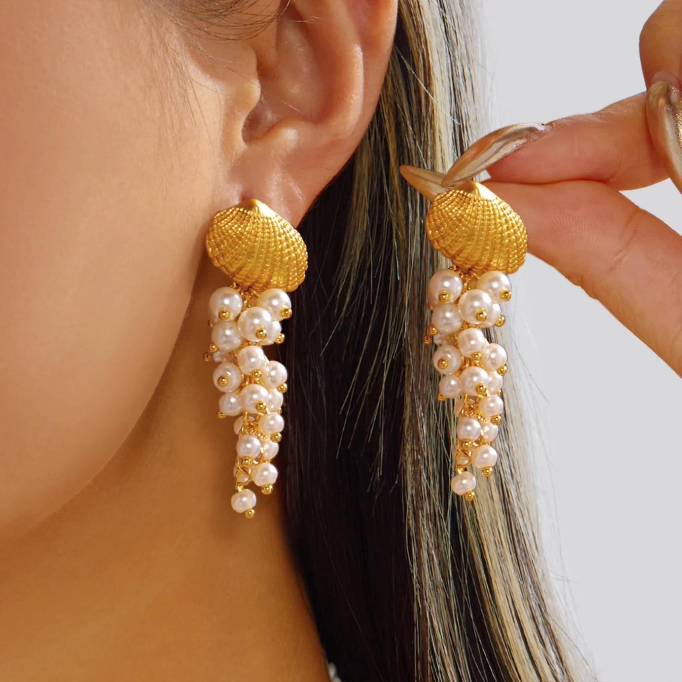Pearl and Seashell Clustered Tassel Dangle Earrings