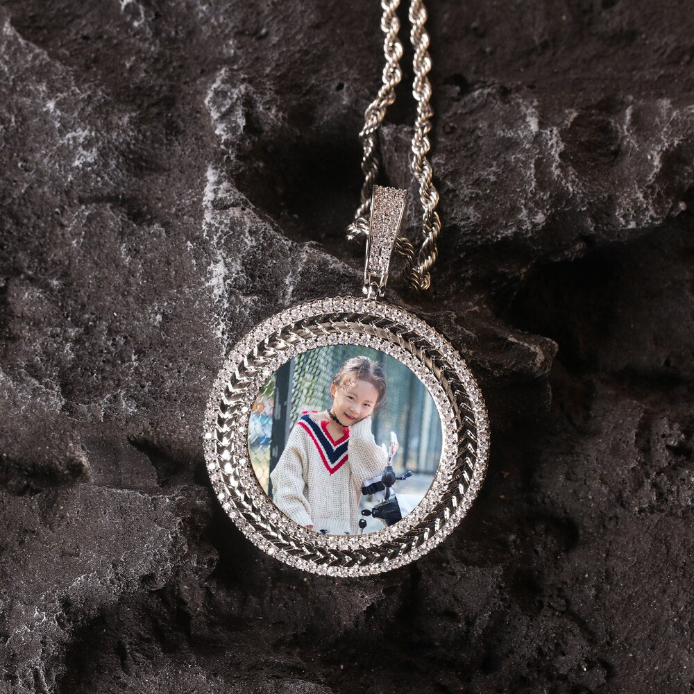 Personalized Iced Out Photo Frame Round Cubic Zircon Memorial Picture Pendant Photo Necklace - Charlie Dolly