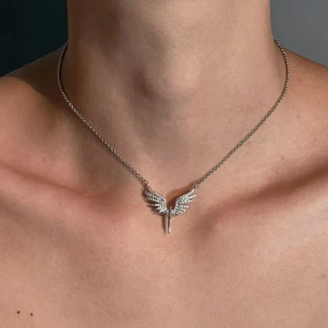 New Creativity Angel Wings Unique Design Pendant Necklace Classic Accessories All-match Personality Clavicle Chain Charm Jewerly