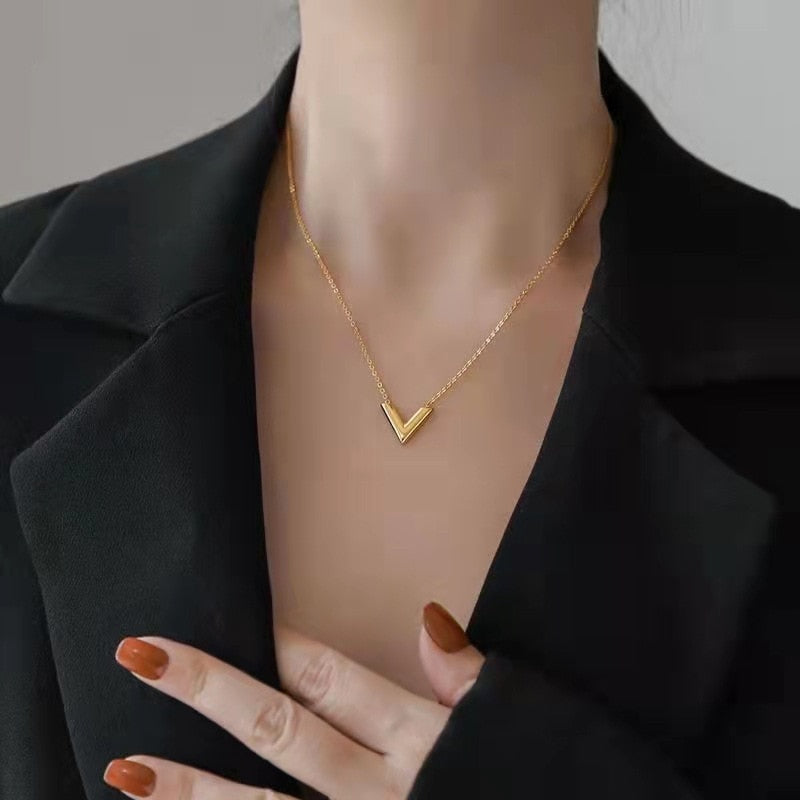 Fashion Brand V Letter Pendant Necklace For Woman Stainless Steel Women Necklace Luxury Jewelry Female  gift - Charlie Dolly