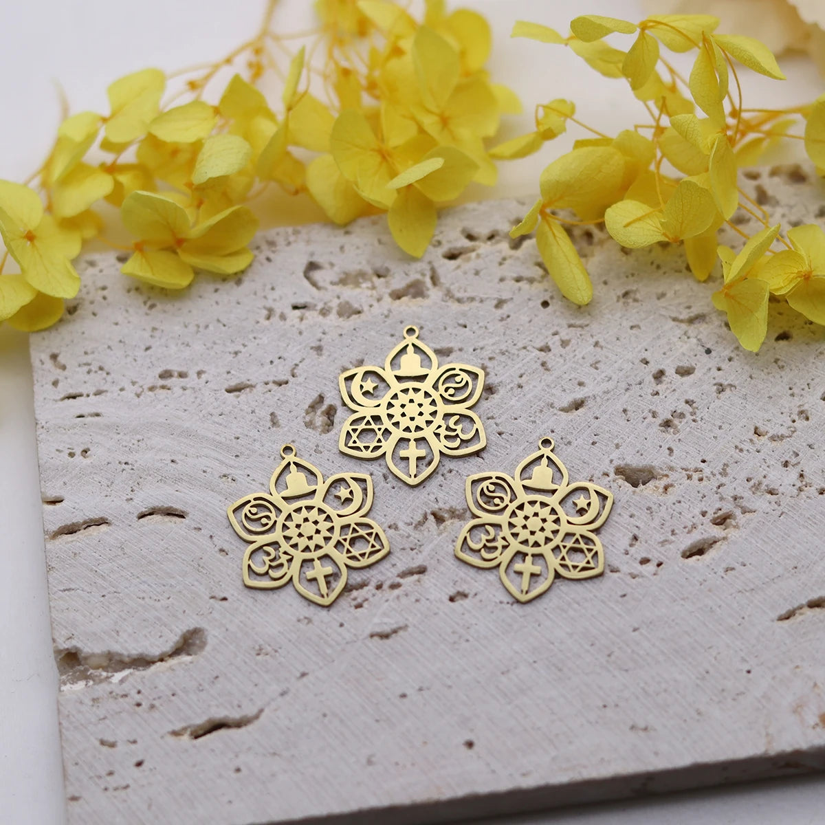 3PCS DIY Amulet Lotus Flower Yogo Buddha Stainless Steel Pendant Charm For Jewelry Making Necklace Religion Crescent diy Supplie