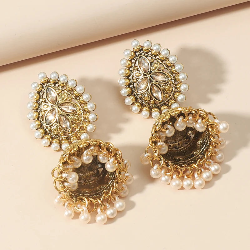 Vintage Waterdrop Design Inlaid Pearl Rhinestone Indian Earrings for Women Ethnic Boho Carved Small Bell Earrings Jhumka Jewelry