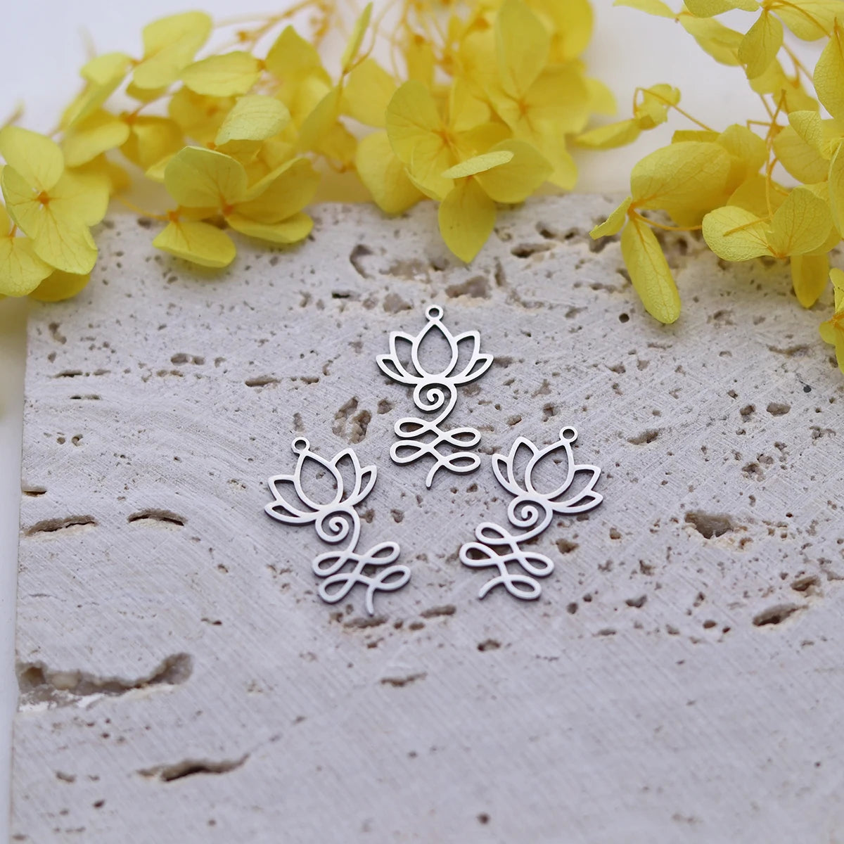 3PCS DIY Amulet Lotus Flower Yogo Buddha Stainless Steel Pendant Charm For Jewelry Making Necklace Religion Crescent diy Supplie