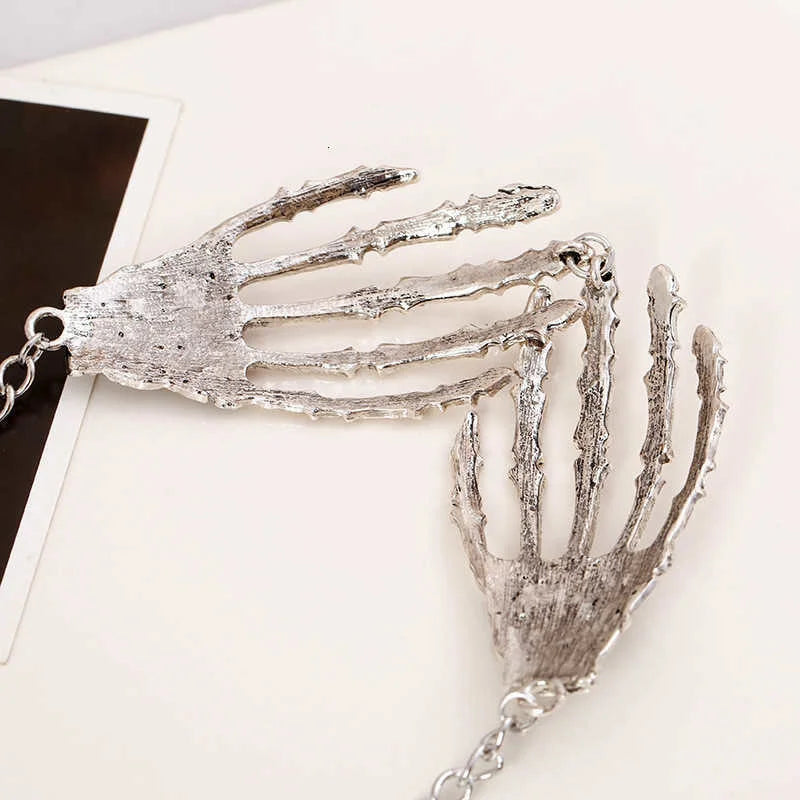 Gothic Punk Skeleton Hand Pendant Necklace For Women Vintage Hip Hop Skull Halloween Jewelry Party Accessories - Charlie Dolly