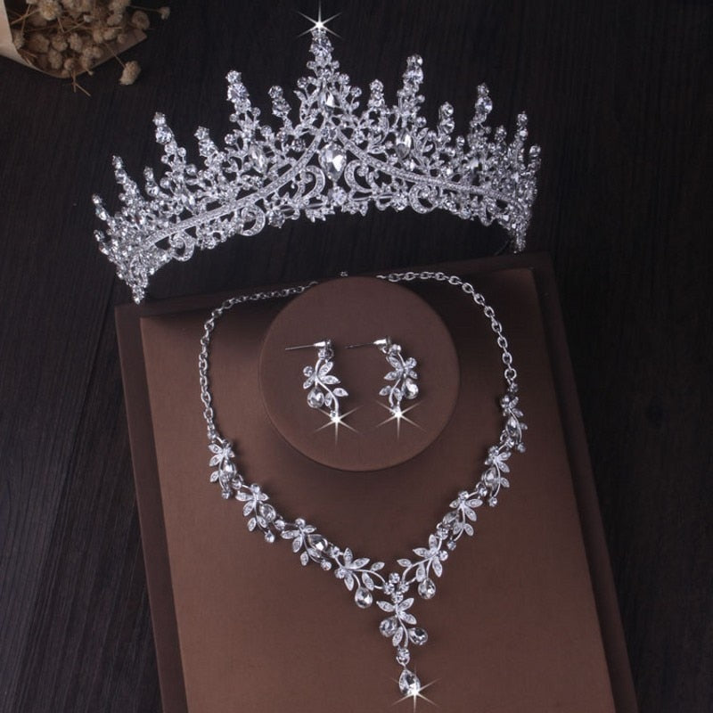 Gorgeous Silver Color Crystal Bridal Jewelry Sets Fashion Tiaras Crown Earrings Choker Necklace Women Wedding Dress Jewelry Set Style HG 3pcs Sets Gorgeous Silver Color Crystal Bridal Jewelry Sets Fashion Tiaras Crown Earrings Choker Necklace Women Wedding Dress Jewelry Set Style HG 3pcs Sets