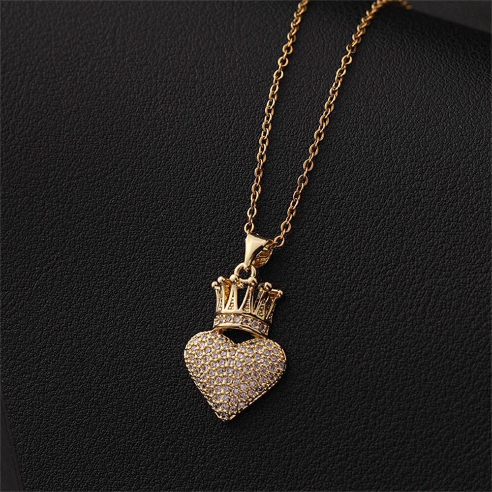 Small crowd gold-plated love crown collarbone chain metal hip-hop accessories sweater chain female pendant necklace necklace - Charlie Dolly