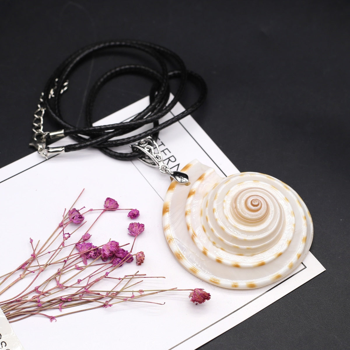 1PCS Vintage Exquisite Snail Pendant Natural Shell Conch DIY Jewelry Leather Rope Necklace Accessories Gift Wholesale - Charlie Dolly
