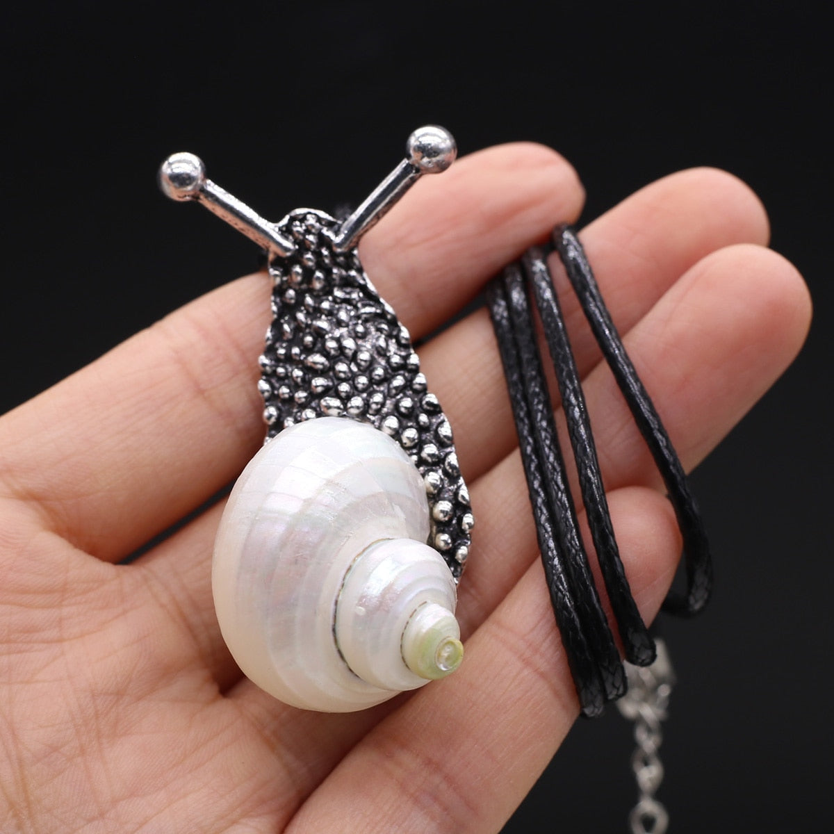 1PCS Vintage Exquisite Snail Pendant Natural Shell Conch DIY Jewelry Leather Rope Necklace Accessories Gift Wholesale - Charlie Dolly
