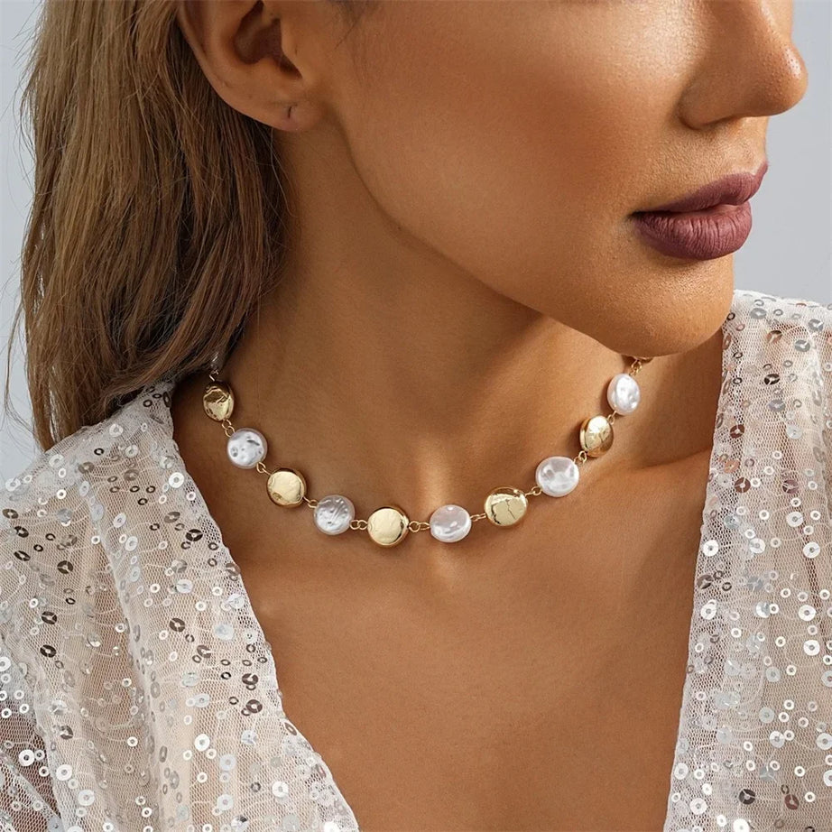 Conch Shell White Bead Chain Necklace Jewelry