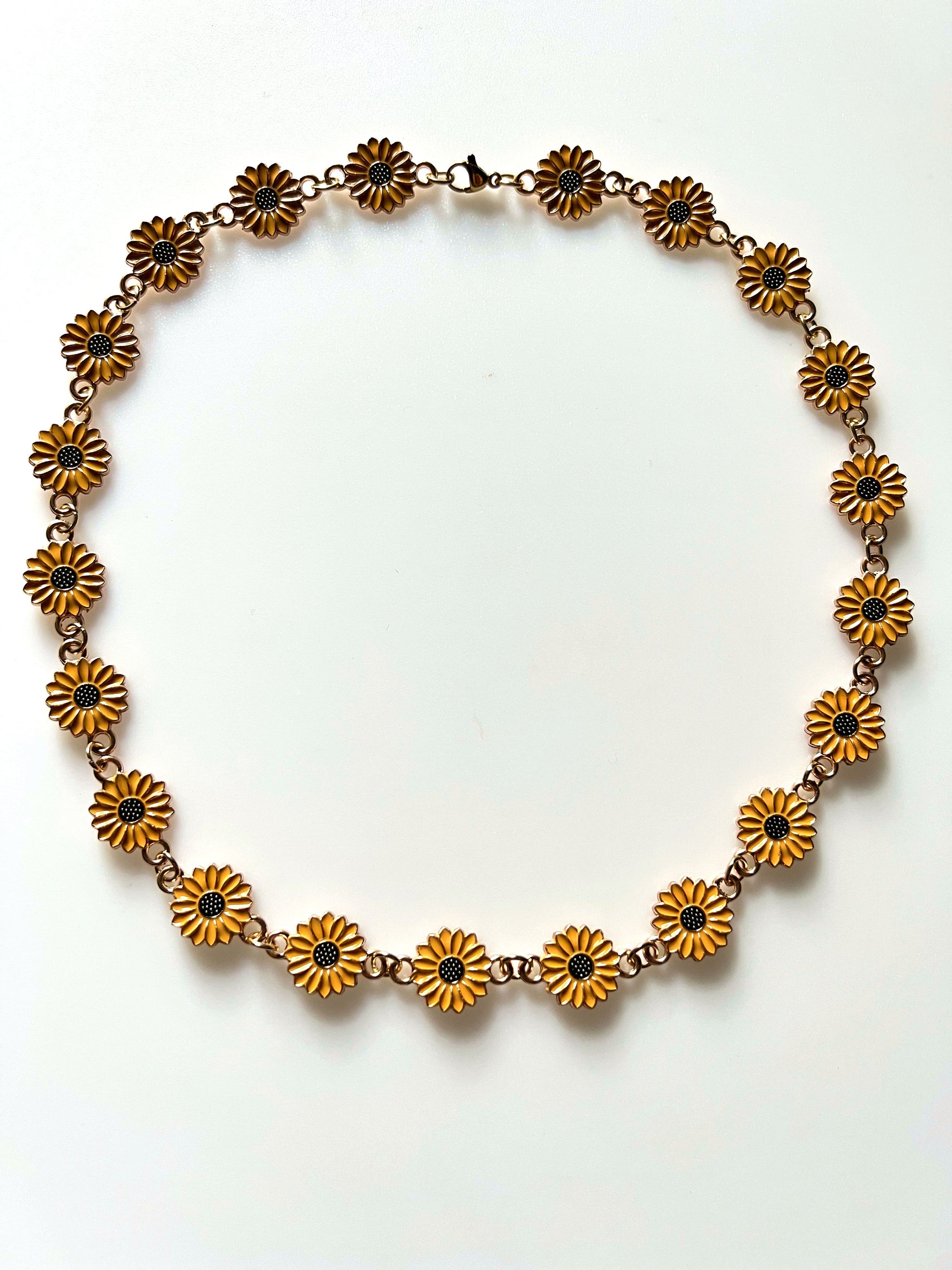 Creative Elegant Dripping Oil Sunflower Chain Necklace Fashion Enamel Small Daisy Statement Necklaces For Women Jewelry - Charlie Dolly