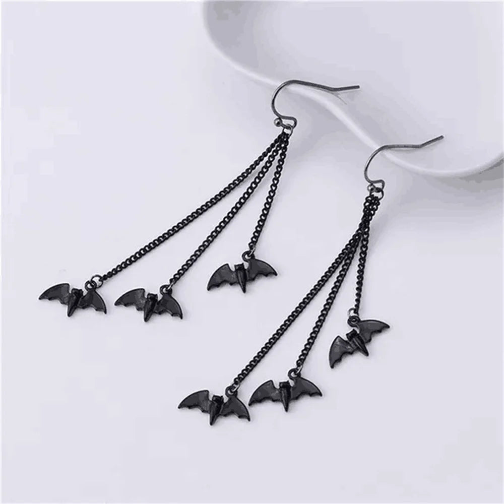 1 Pair Fashion Originality Black Bat Long Chain Earrings Tassel Earrings Gothic Earrings For Women Halloween Jewelry Party Gift - Charlie Dolly