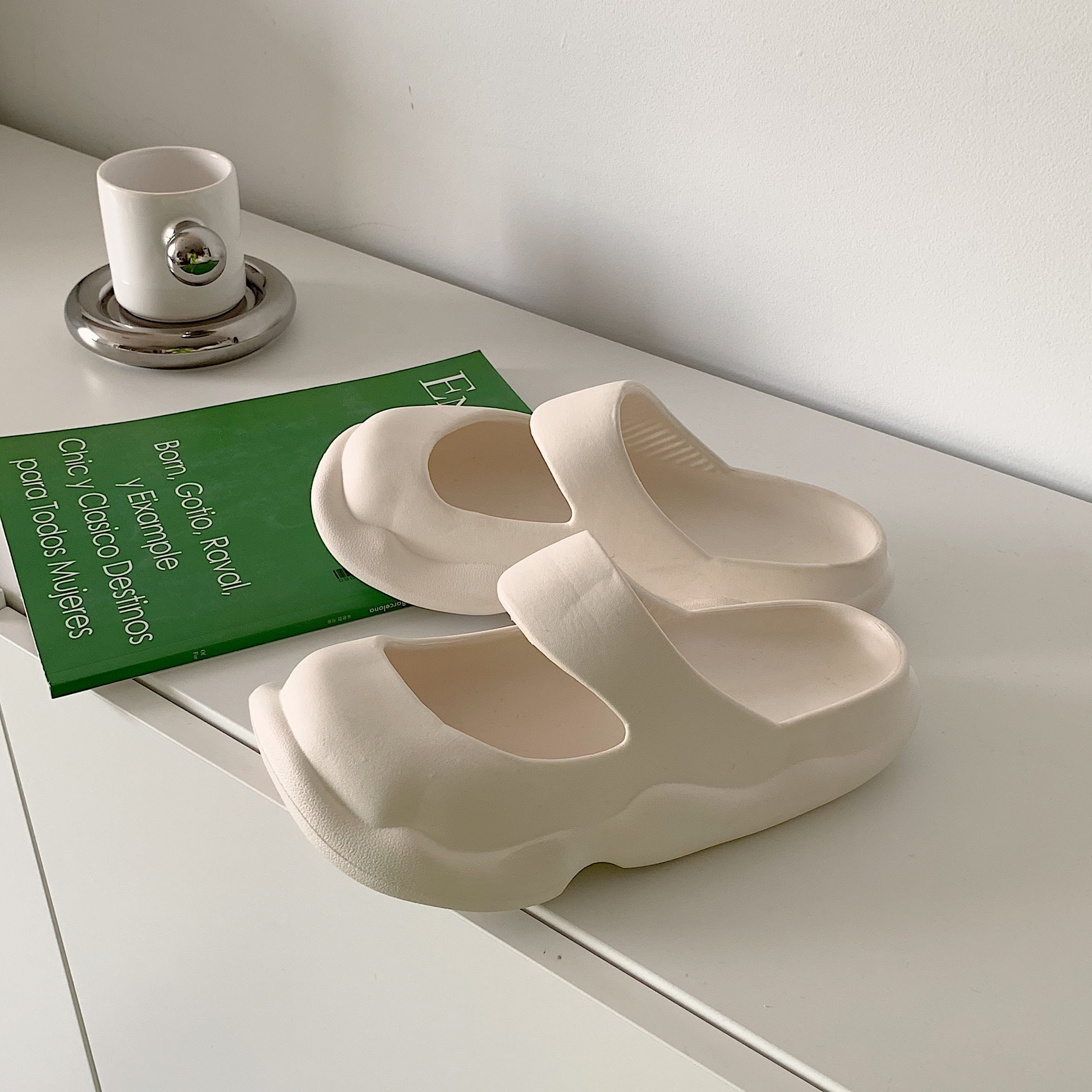 New Couples Stylish Adult Sandals Slip-Proof Thick-Soled Indoor Outdoor Slippers Men Flip Flops House Sleepers Shoes Woman Home - Charlie Dolly