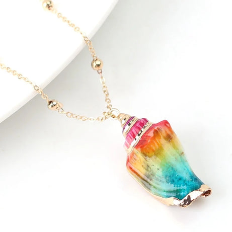 Conch Shell Boho Pendant Necklace