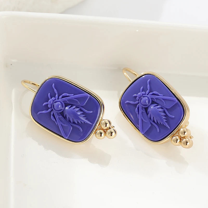 Vintage Luxury Synthetic Lapis Lazuli Hand Carved Bee Hook Earrings Women's Elegant Banquet Celebration Jewelry Accessories Gift