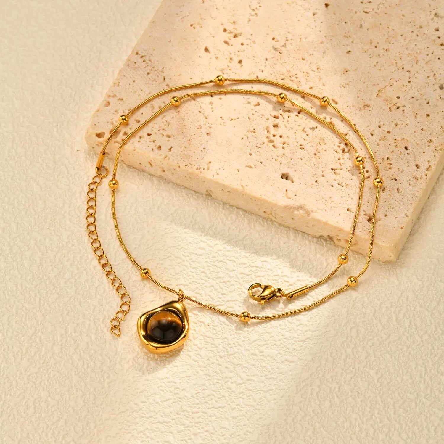 Natural Tiger Eye Necklace for Women, Boho Beaded Pendant Layered Collarbone Chain with Irregular Stone Jewelry