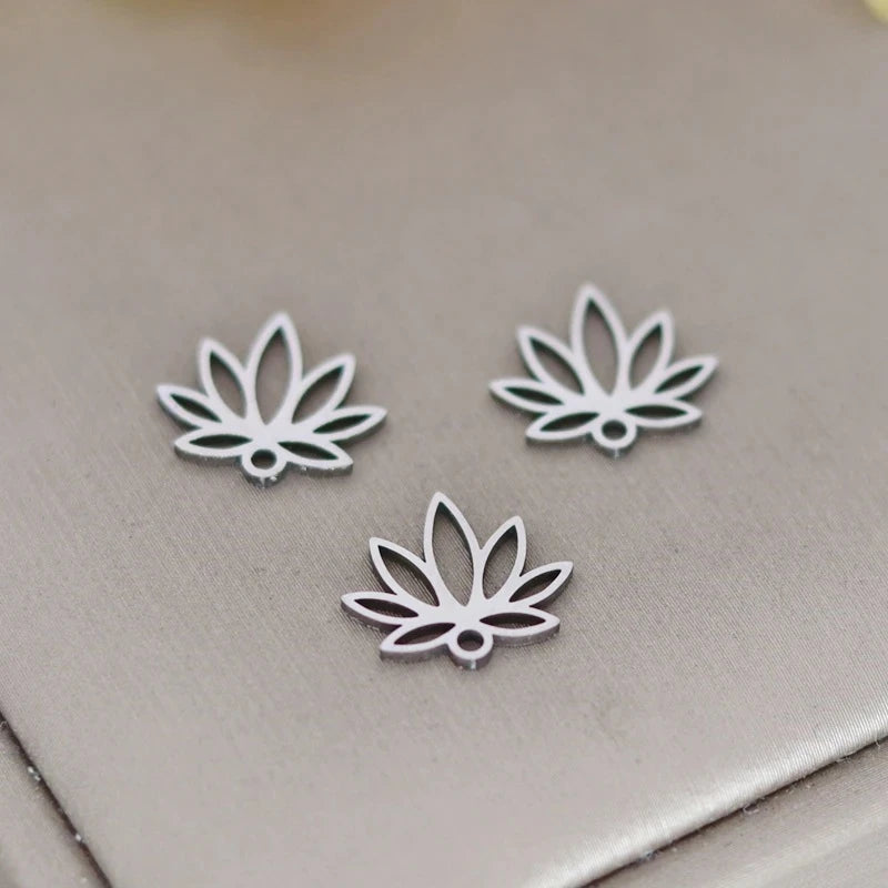 3pcs Lotus Flower Hollow Stainless Steel Pendants Laser Cut Metal Charms For Necklace Bracelet Earring Jewelry Making Gift