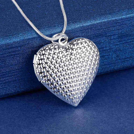 Sterling Silver Seashell Photo Frame Pendant Snake Chain Necklace