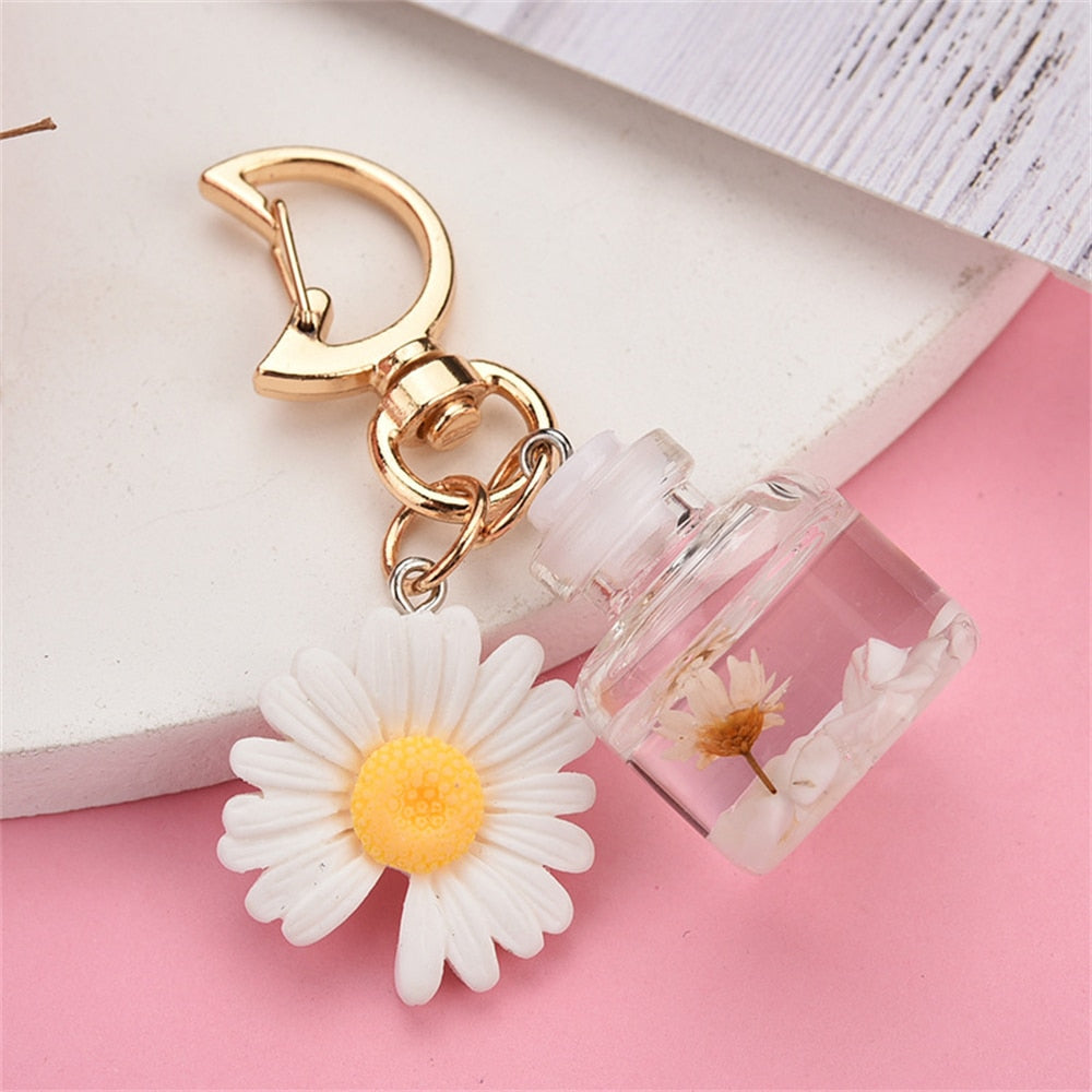 Small Chrysanthemum Key Chain Personalized Moon Button Fashion Keychains For Women Charm Keychain Girl Bag Pendant Keyring Gifts - Charlie Dolly