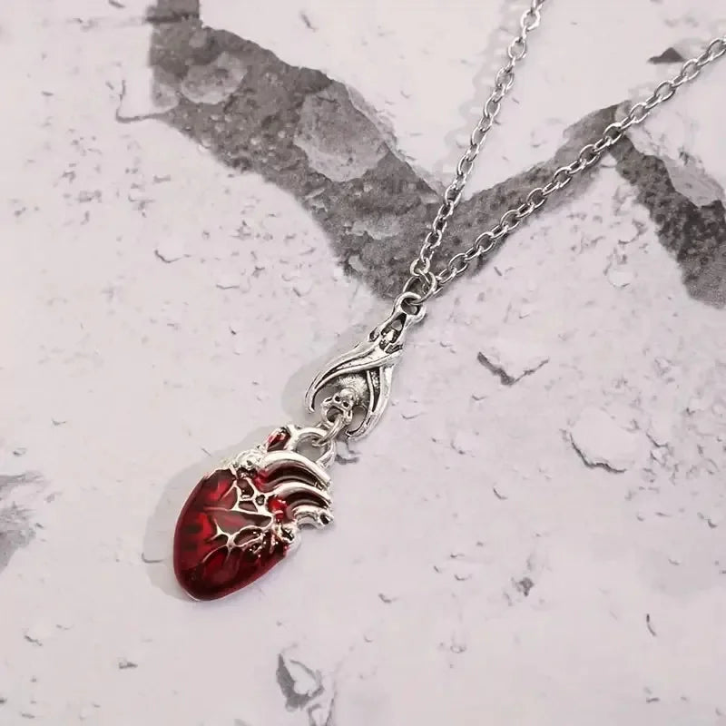 Gothic Vampire Bat Bloody Heart Pendant Necklace Fashionable Pagan Witch Jewelry Anatomy Heart Halloween Accessories Gift - Charlie Dolly
