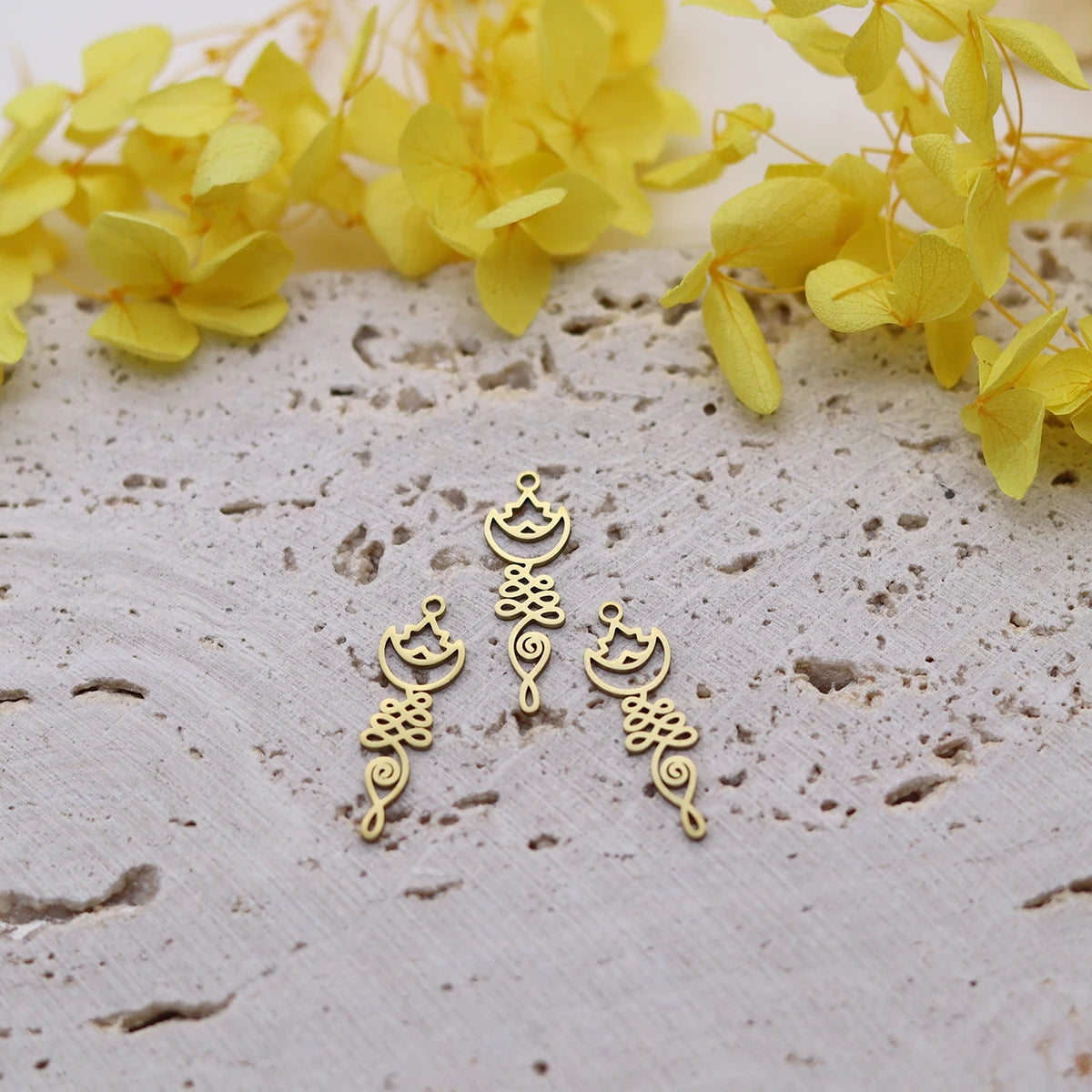 3PCS DIY Amulet Lotus Flower Yogo Buddha Stainless Steel Pendant Charm For Jewelry Making Necklace Religion Crescent diy Supplie