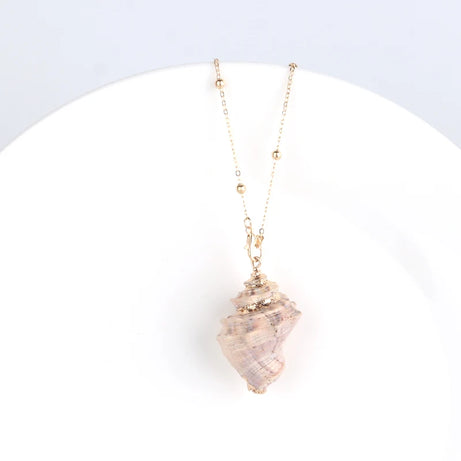 Conch Shell Boho Pendant Necklace