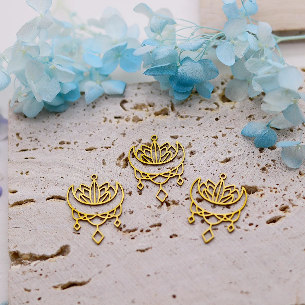 3PCS DIY Amulet Lotus Flower Yogo Buddha Stainless Steel Pendant Charm For Jewelry Making Necklace Religion Crescent diy Supplie