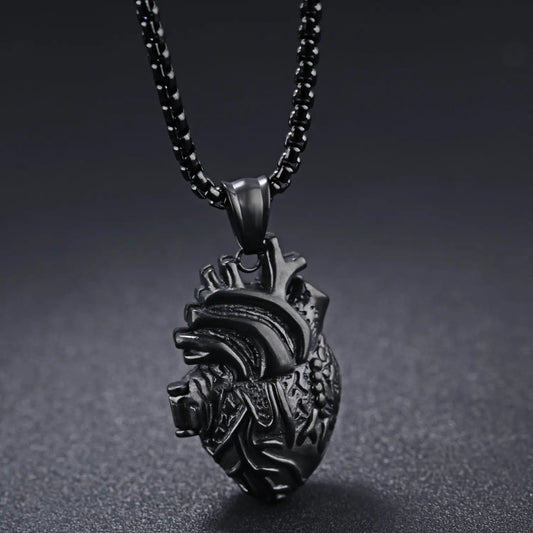 Anatomical Organ Heart Pendant Necklace Gothic Style Heart Necklace for Men and Women Halloween Horror Ornaments Accessories