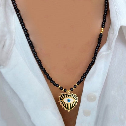 Fashion Classic White Rice Beads White Shell Stone Short Necklace Retro Charm Moon Eyes Pendant Jewelry Christmas Halloween Gift