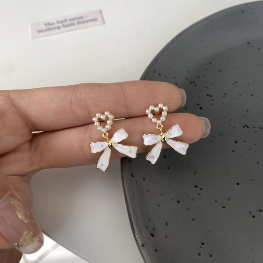 Simple Enamel White Bow Ear Clip on Earrings Female Fashion Sweet Pearl Heart Clip Earrings Without Piercing for Women - Charlie Dolly