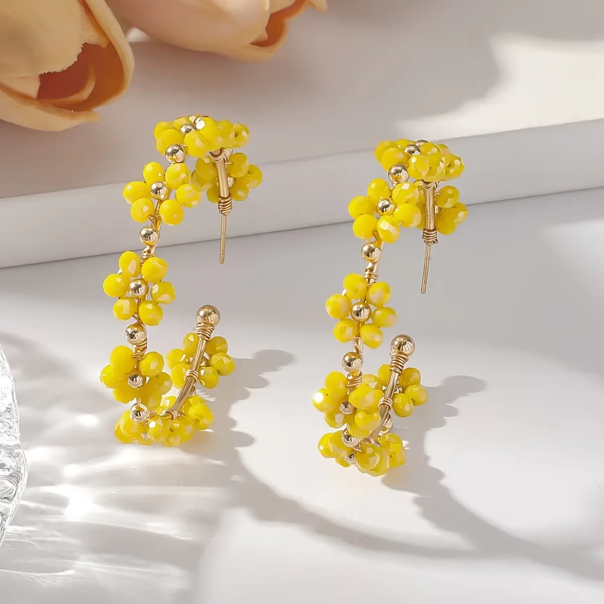 Handmade Boho Resort Style Earrings Artificial Crystal Beaded Stylish Sunflower Design for Everyday Wear Unidentified Brand