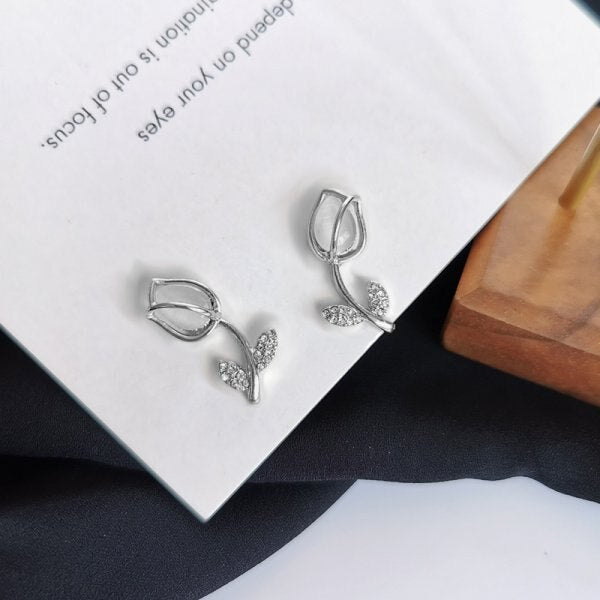 Korean Hollow Wreath Flower Earrings For Women Crystal Zircon Sweet Bee Butterfly Stud Earring Girl Wedding Party Jewelry - Charlie Dolly