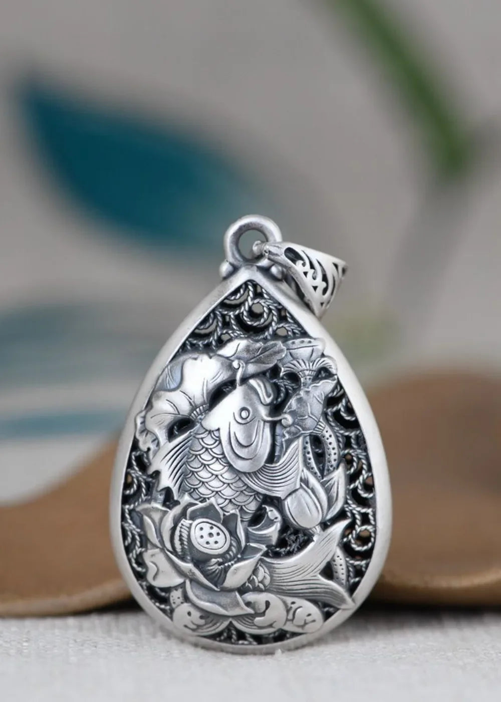 Classic New in Vintage 925 Silver National Style Engraved Lotus Flower Droplet Drop Pendant Necklace Keel Chain Charm Jewelry