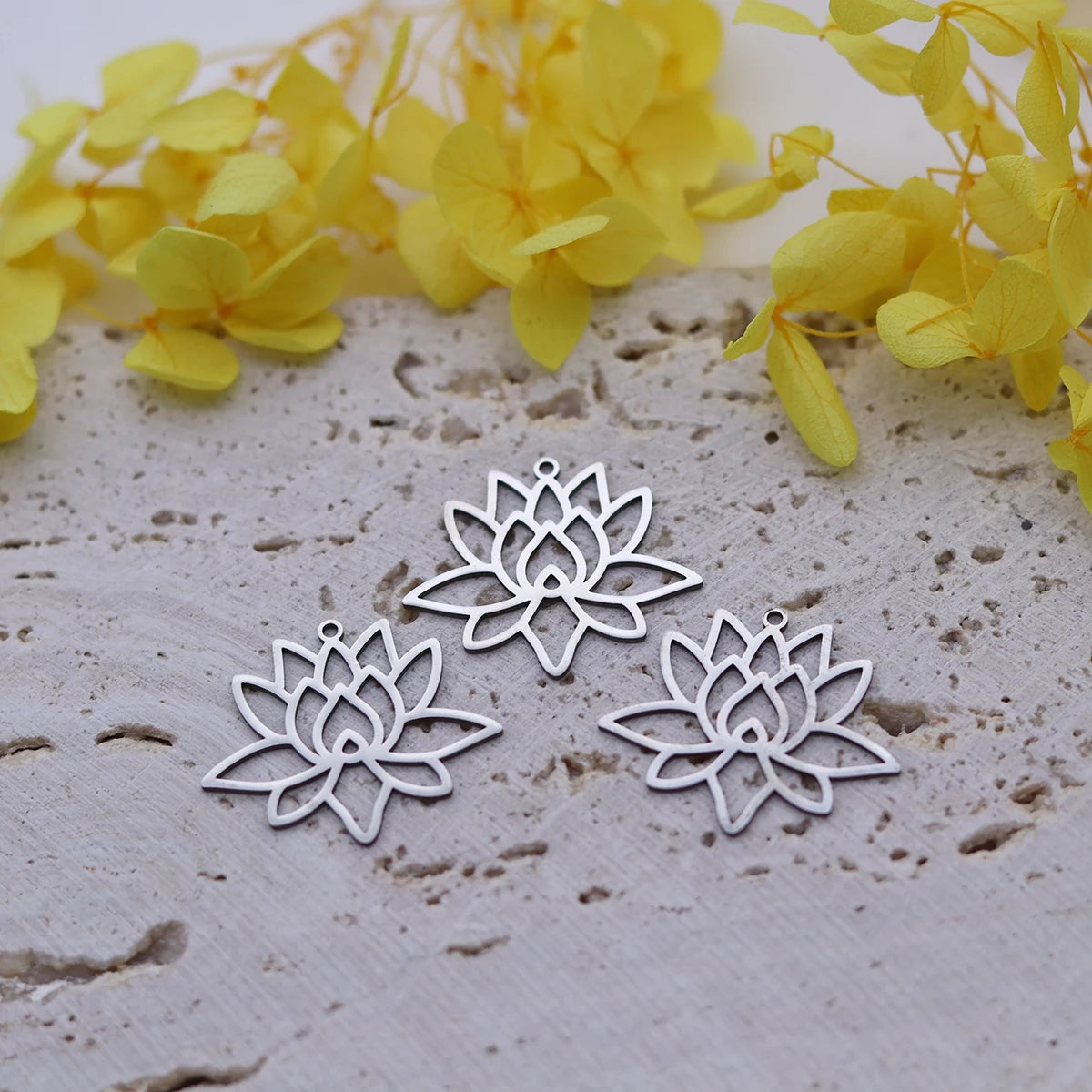 3PCS DIY Amulet Lotus Flower Yogo Buddha Stainless Steel Pendant Charm For Jewelry Making Necklace Religion Crescent diy Supplie