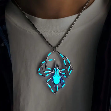 Gothic Halloween Spider Glowing Pendant Necklace for Women Men Fashion Luminous Jewelry Neck Chain Choker Party Gift Collar