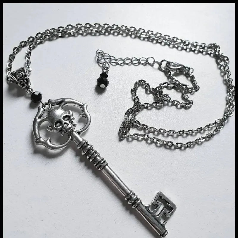 Goth Antique Silver Color Skeleton Key Necklace Creativity Pendant Charm Statement Punk Jewelry Fashion Women Halloween Gift - Charlie Dolly