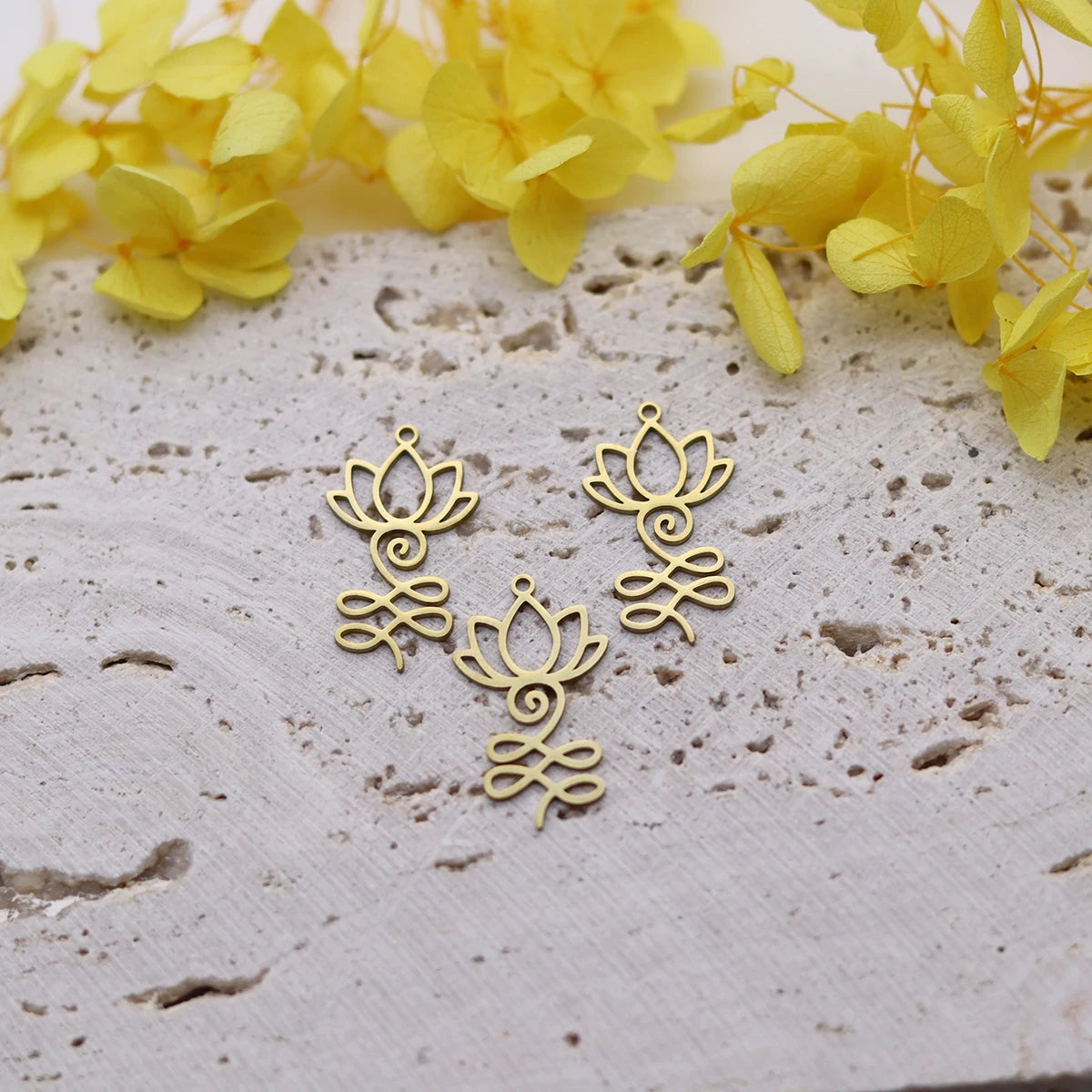 3PCS DIY Amulet Lotus Flower Yogo Buddha Stainless Steel Pendant Charm For Jewelry Making Necklace Religion Crescent diy Supplie