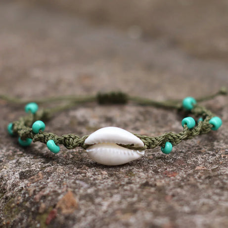Macrame Shell and Blue Howlite Boho Surf Bracelet