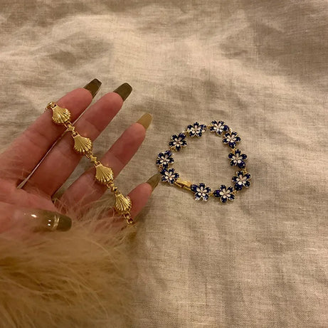 Golden Shell and Retro Flower Boho Bracelet