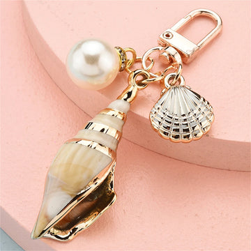 Women Bohemia Style Conch Keyrings With Pearl Shell Tassel Pendant Exquisite Bag Key Ring Ornaments Seaside Souvenir Small Gifts