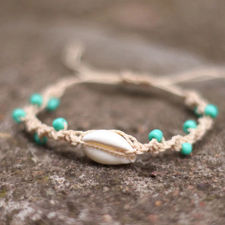 Macrame Shell and Blue Howlite Boho Surf Bracelet
