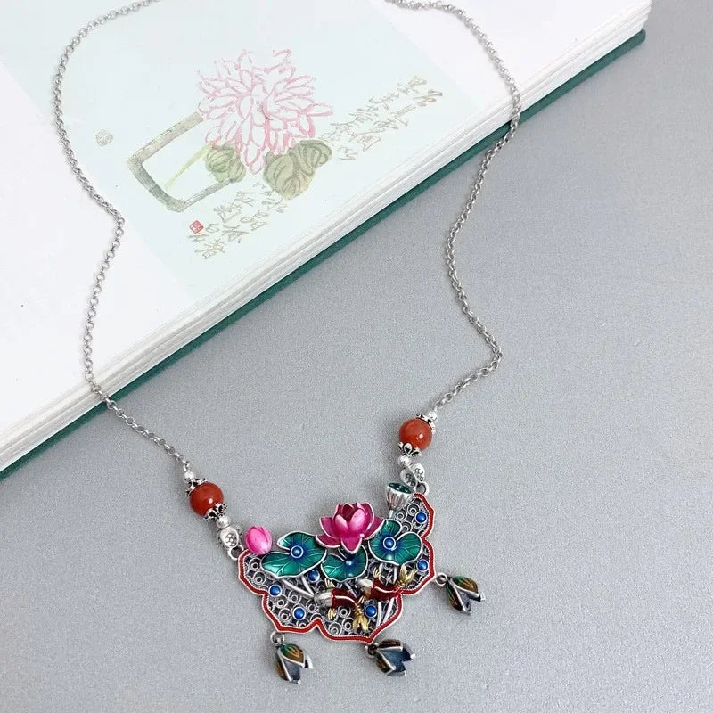 Fresh Classical 925 Silver Colored Enamel Lotus Leaf and Flower Tassel Necklace Pendant for Women clavicle chain Jewelry
