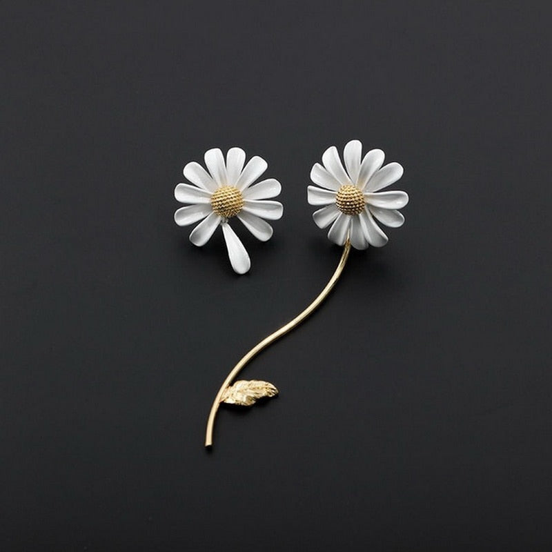Cute Daisy Flower Pendant Hoop Earrings For Women Korean Sweet Circle Earrings Girl Wedding Party Jewelry Gift - Charlie Dolly