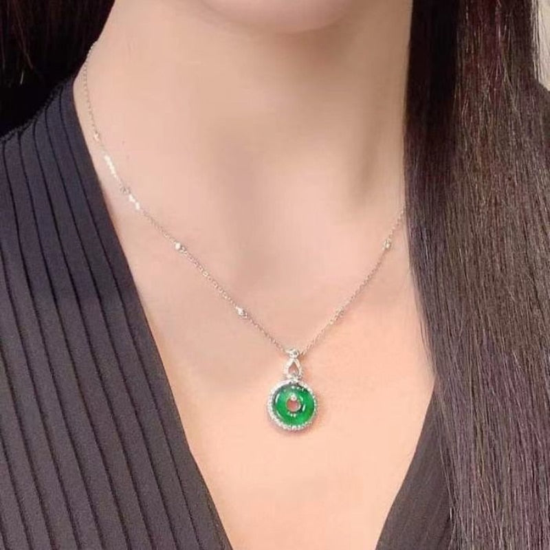 Natural Hetian Chrysoprase Pendant Inlaid Crystal Vintage Chinese Style Necklace High Sense Wedding Dinner Jewelry Gift